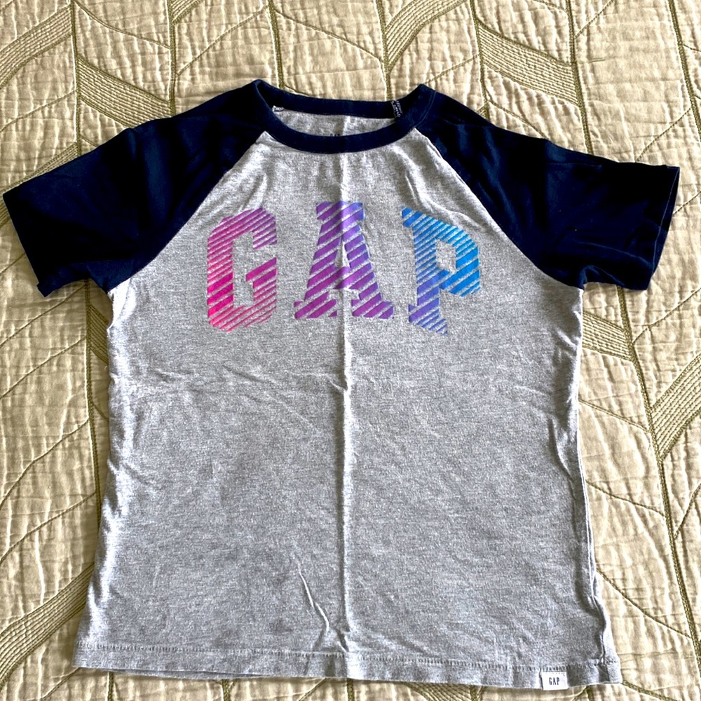 GAP Kids shirt